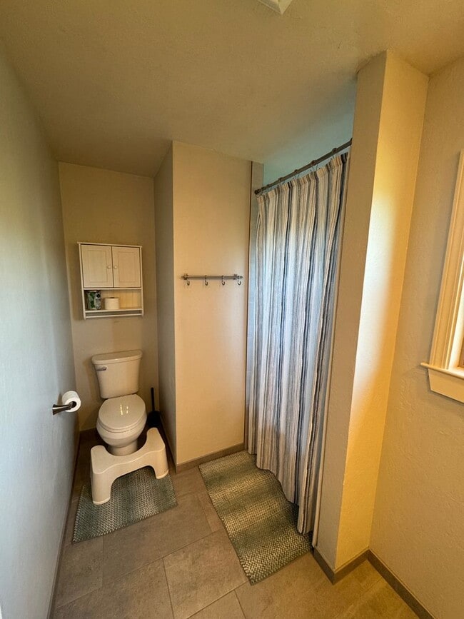 Building Photo - Tucked-away Beautiful Two-Story, 2bedroom,...