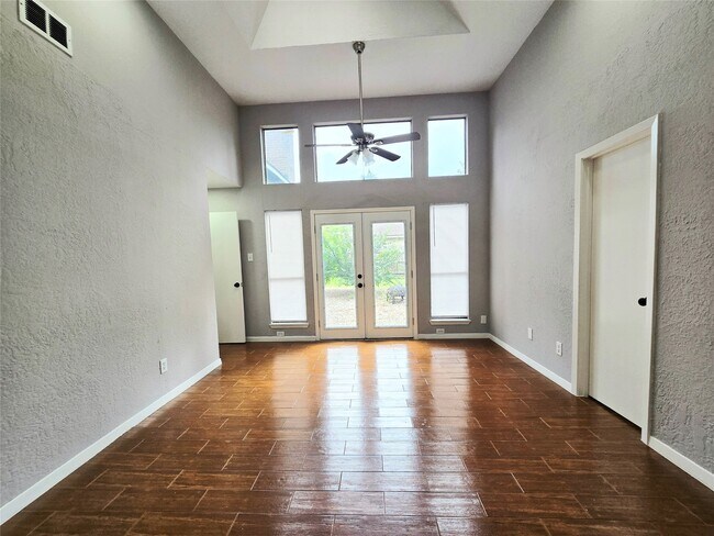 Building Photo - 3623 Shipman Ln