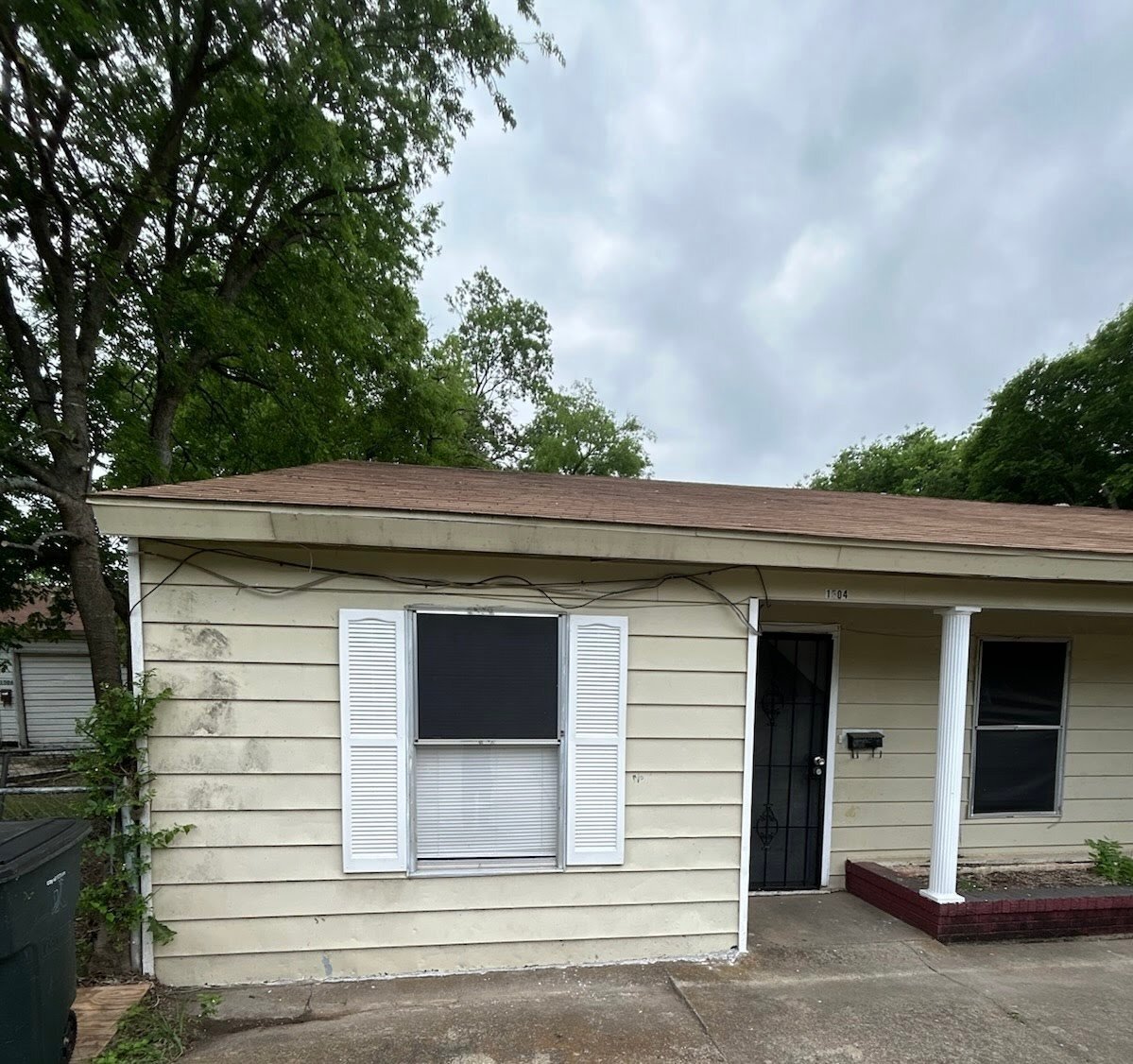 Building Photo - 1504 Duncan Ave