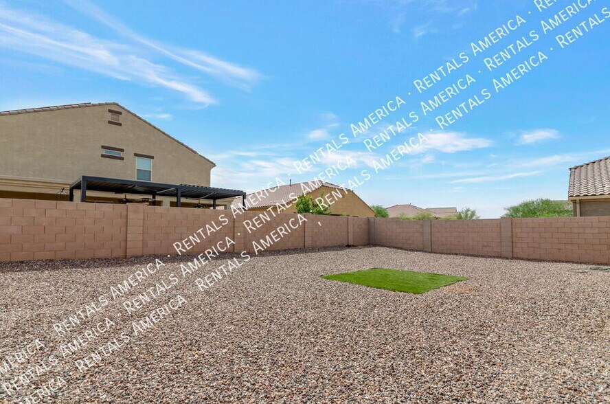 Building Photo - 10151 N Sand Sage Trail