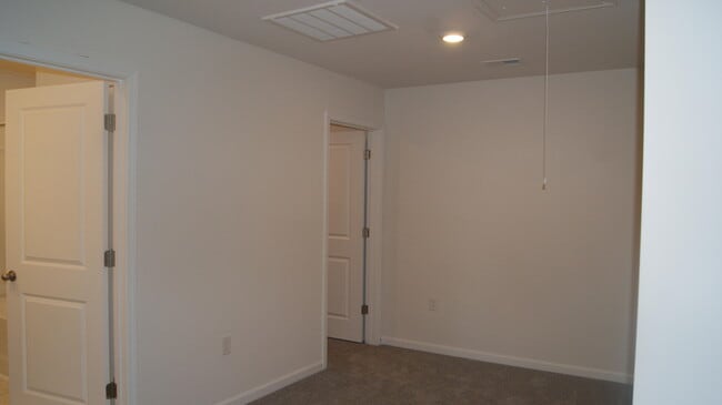 Building Photo - 188 Wall St