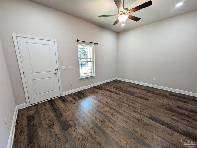 Building Photo - 7799 Ira Dr