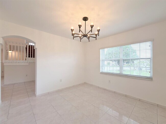 Building Photo - 7780 SW 160th Ave