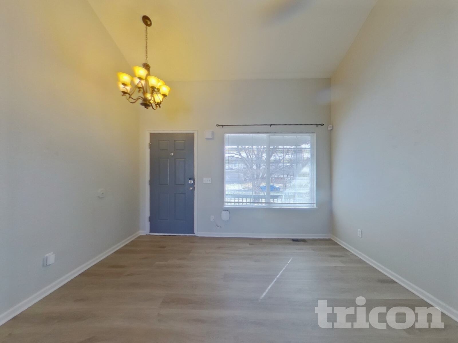 Building Photo - 3336 Bexley Dr