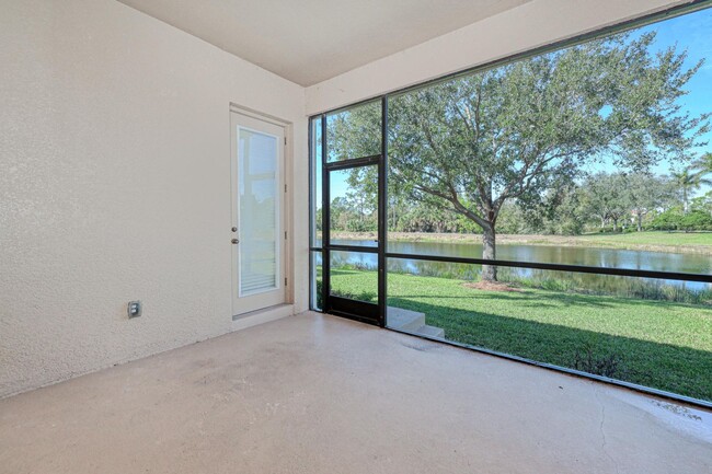 Building Photo - Emerson Square 4 Bedroom Home