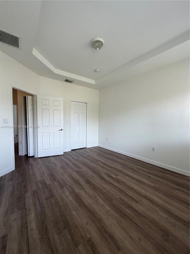 Building Photo - 10777 NW 84th Ln