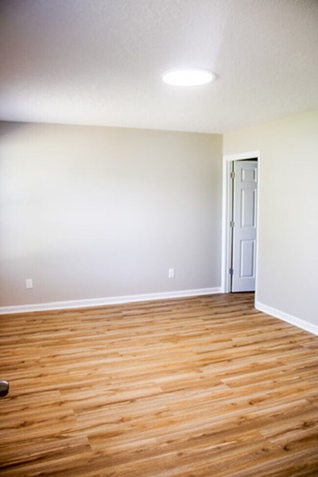 Building Photo - 213 Bundrum Dr NW