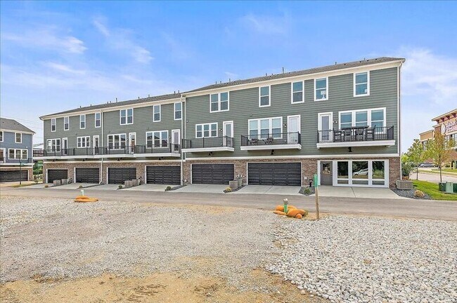 Building Photo - 7234 Otley Dr