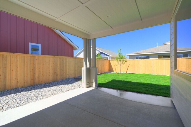 Building Photo - New Peaceful Retreat