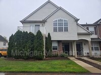 Building Photo - 28875 Cullen Dr