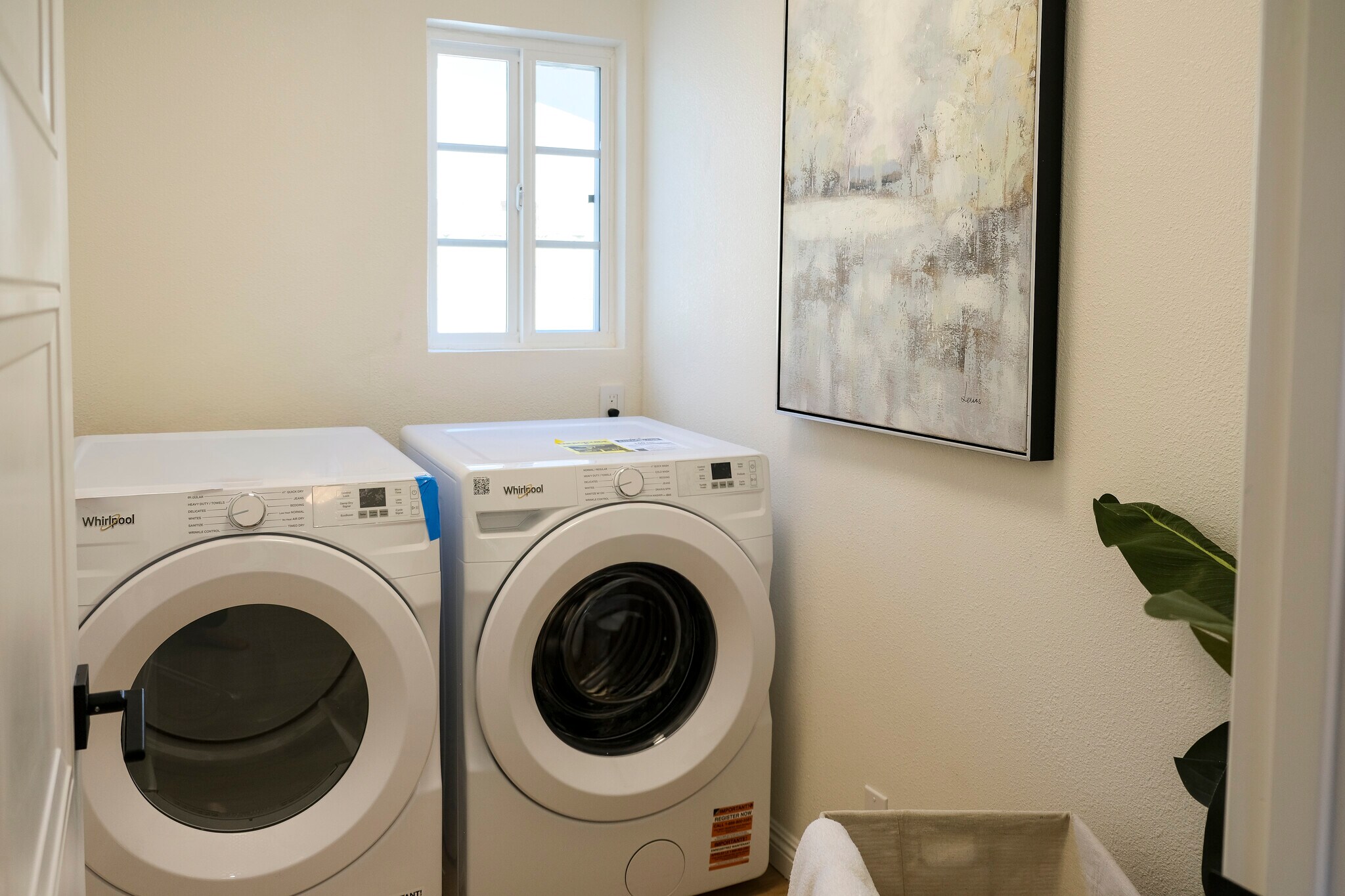 Laundry Room - 3151 E Radcliffe Ave
