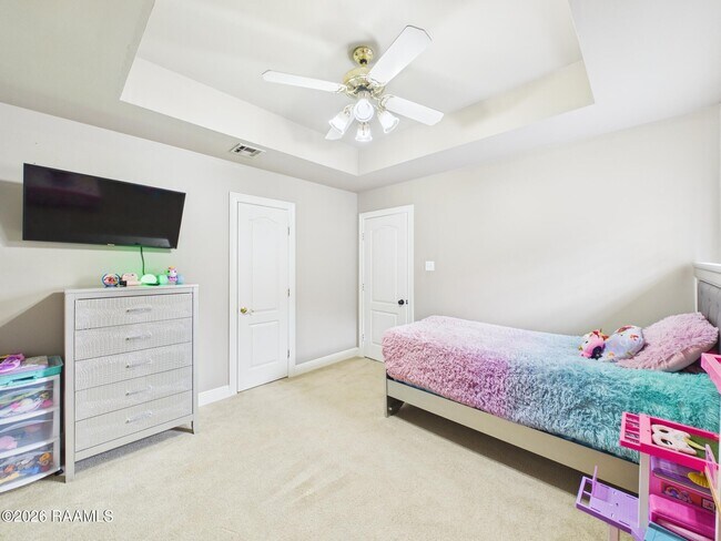 Building Photo - 430 Planters Row