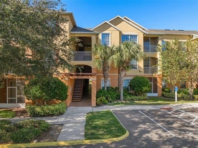 Primary Photo - 3 Bedrooms 2 baths Immaculate condominium ...
