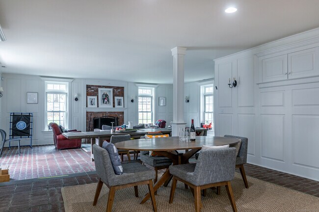 Building Photo - 109 Dibble Hill Rd