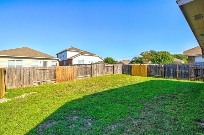 Building Photo - 11716 Larch Valley Dr