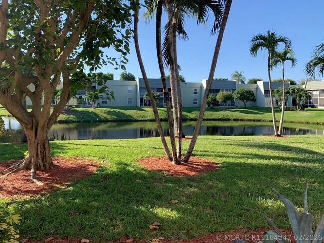 Building Photo - 2500 Fiore Way