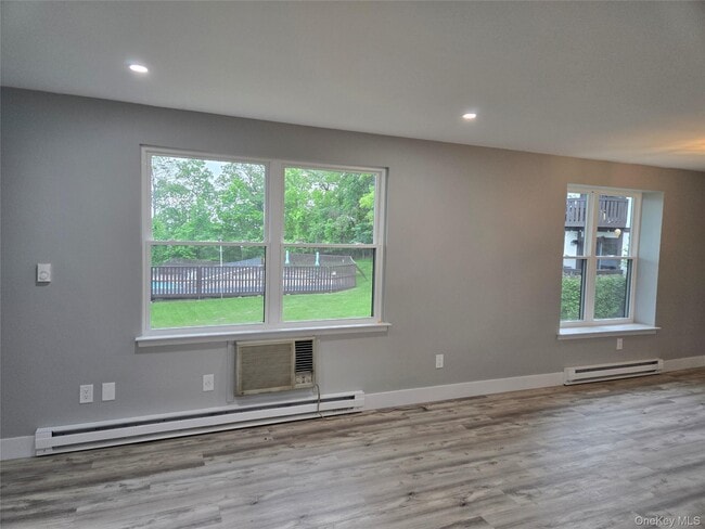 Building Photo - 548 Sierra Vista Ln