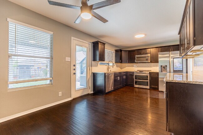 Building Photo - 11119 Rindle Ranch