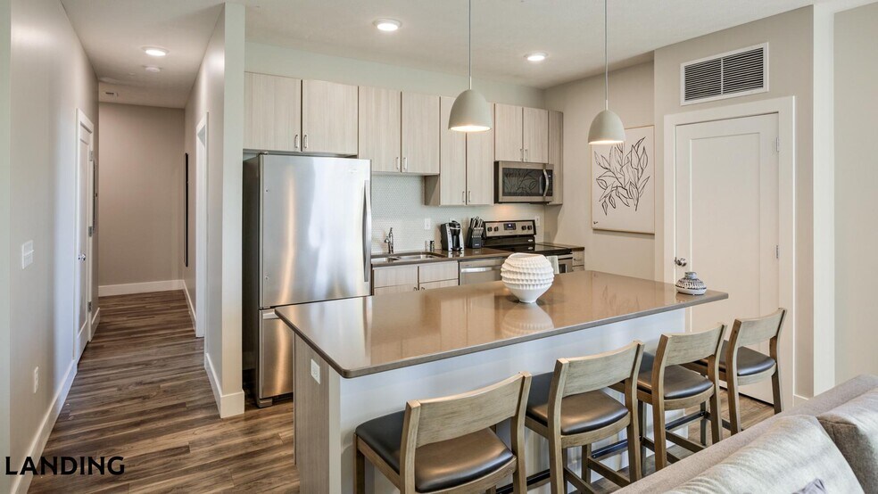Building Photo - 3505 S Nelson Cir