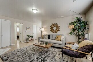 Building Photo - 158 W 300 N