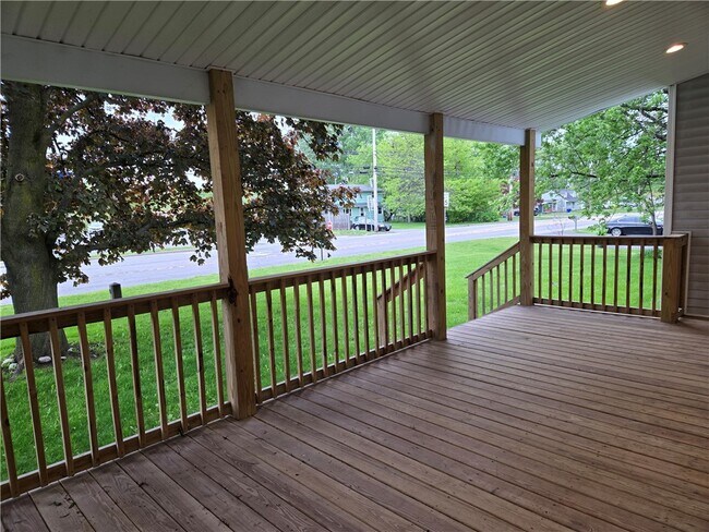 Building Photo - 2366 Spencerport Rd