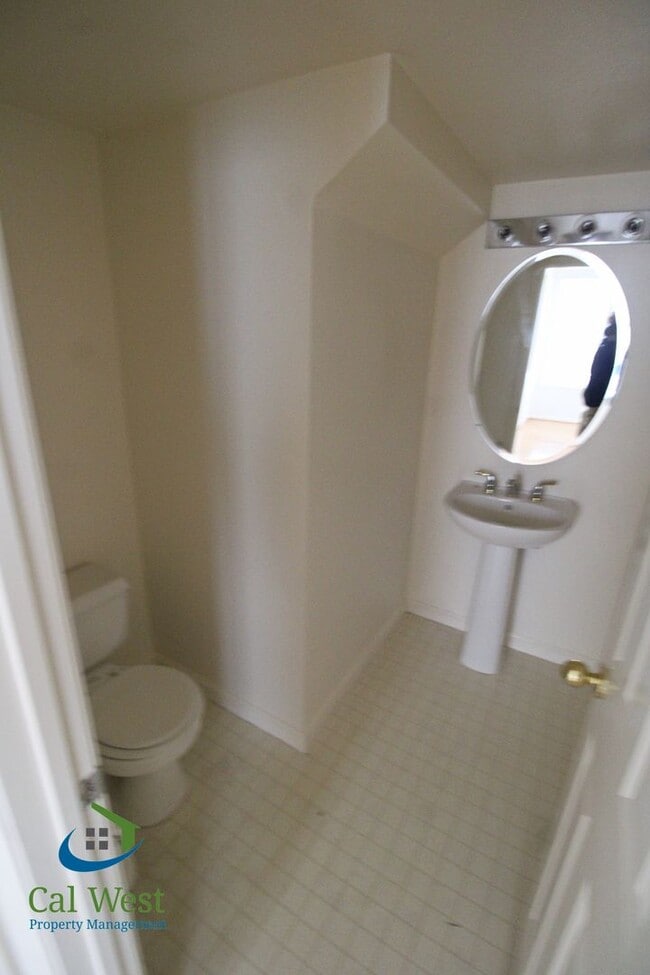 Building Photo - $5,995.00 - Gorgeous 2 Story 3 Bedroom 2.5 Bath Home steps away from Downtown Mountain View and C...