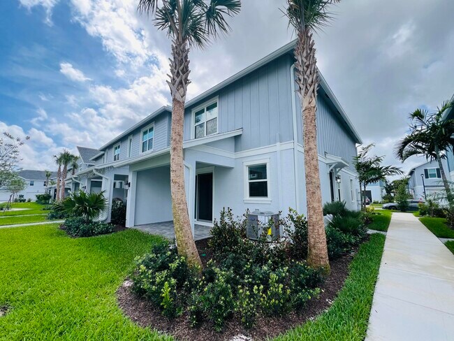 Building Photo - 16411 Powerscourt Dr