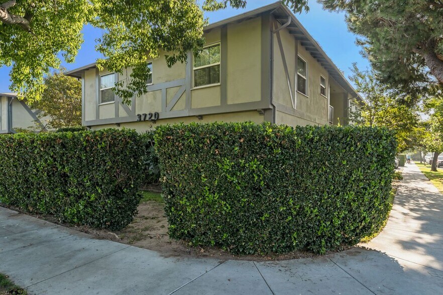 Building Photo - 3720 W Chandler Blvd