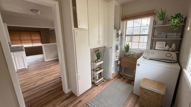 Building Photo - Cozy South OKC Charm: Your Next Sweet Home