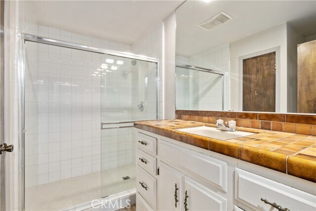 Building Photo - 440 Pacific St