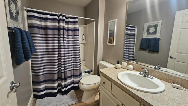 Building Photo - 2552 Red Cedar Ln