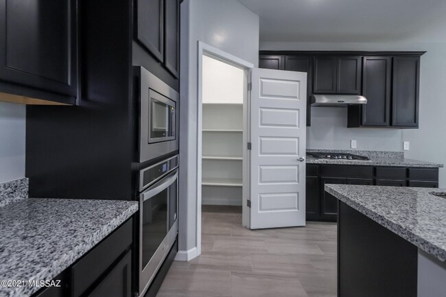 Building Photo - 12312 N Miller Canyon Ct