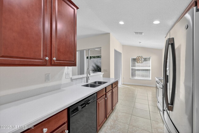 Building Photo - 9080 Sweet Tree Trail