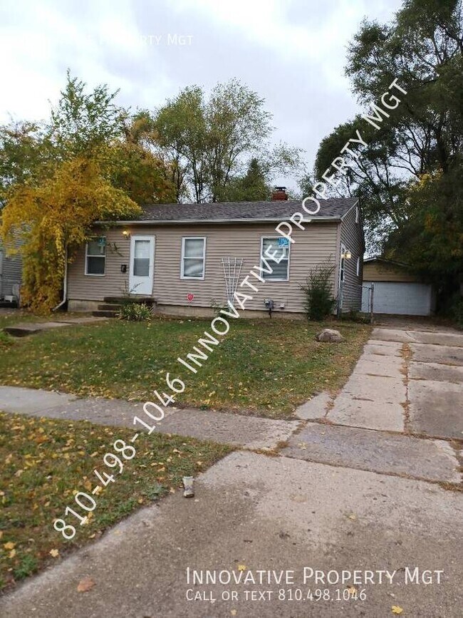 Building Photo - 2829 Plainfield Ave
