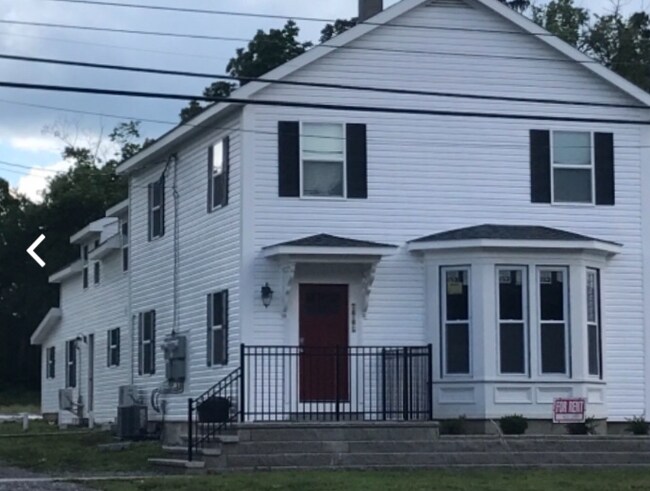 Building Photo - 116 E Main St