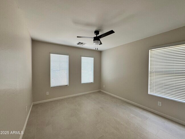 Building Photo - 45008 Miramar Rd