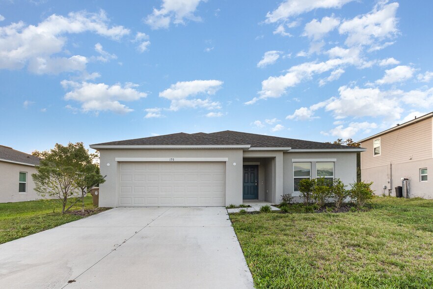 Primary Photo - 176 Citrine Loop