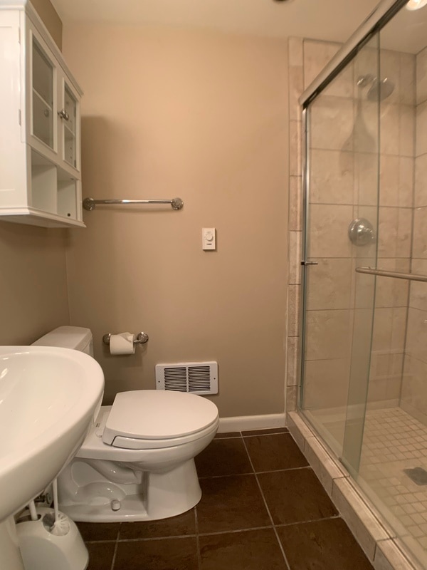 Building Photo - 3829 NE 95th St