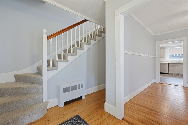 Building Photo - 63 Bancroft Park