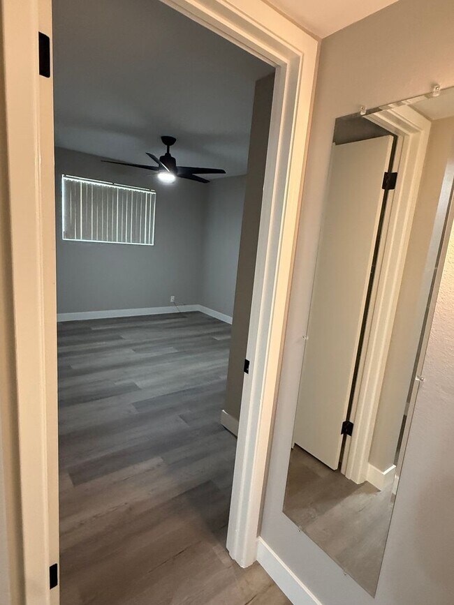 Building Photo - Remodeled 3 Bedroom Home Tempe