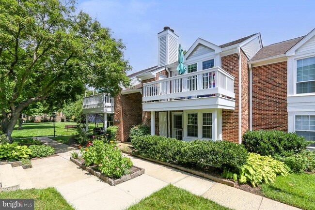 Building Photo - 2582-C S Arlington Mill Dr