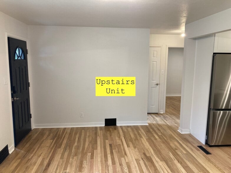 Building Photo - 943 Raymond Pl