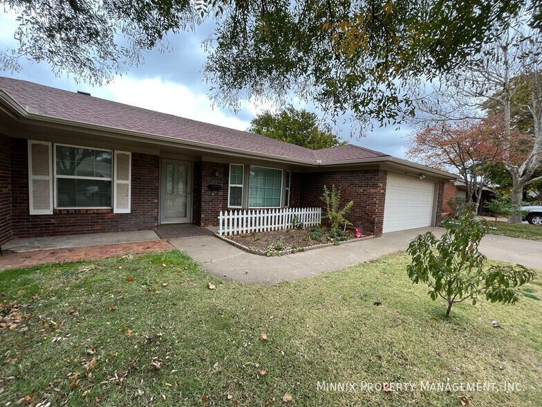 Building Photo - 6712 Gainsborough Rd