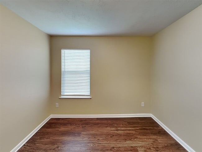 Building Photo - 11010 Heather Bluff Ln