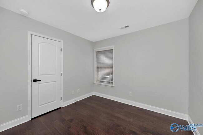 Building Photo - 318 Dovington Dr