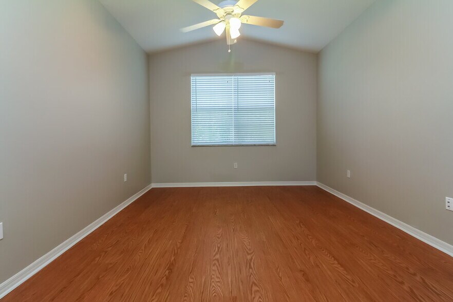 Building Photo - 12418 NW 53rd St