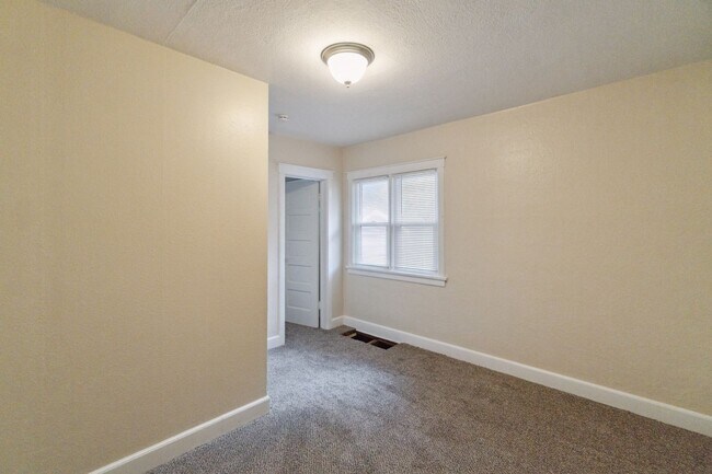 Building Photo - Single Family Home on Spokanes Sought Afte...