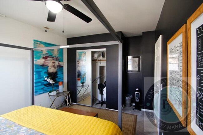 Building Photo - 822 N 50th Ave