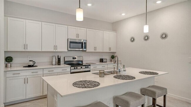 Building Photo - 10896 Pinot Dr