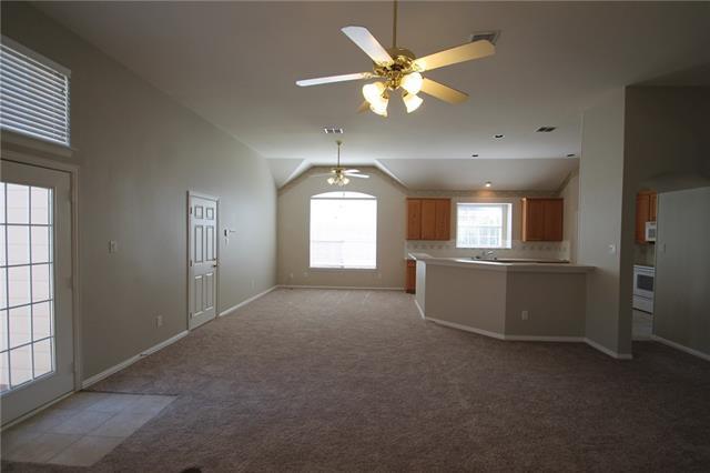 Building Photo - 1424 McKenzie Ct